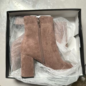 Lulu’s brown heel booties